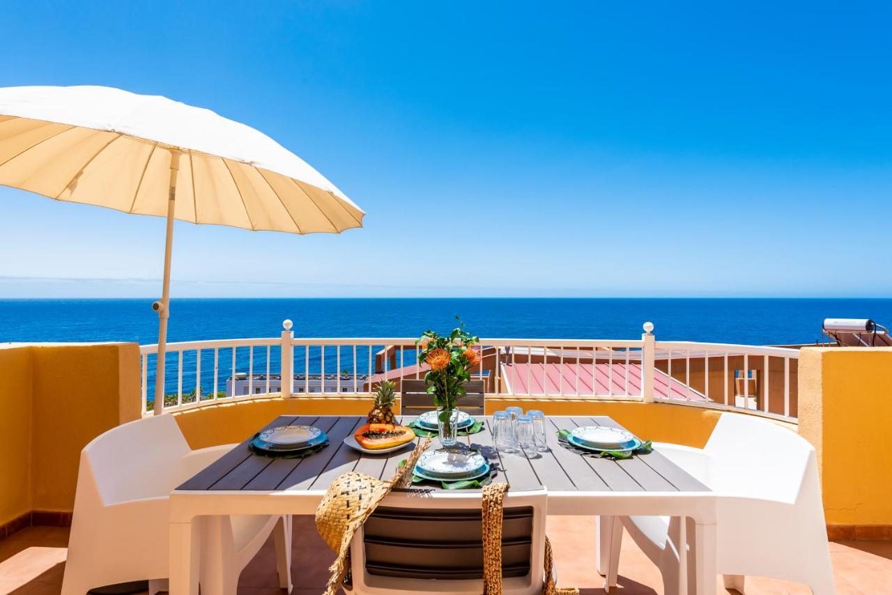 Beachfront Triplex With Swimming Pool & Parking Apartment *
