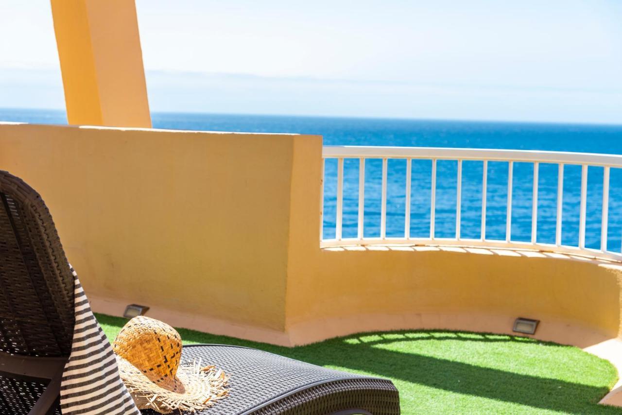 Apartment Beachfront Triplex With Swimming Pool & Parking *