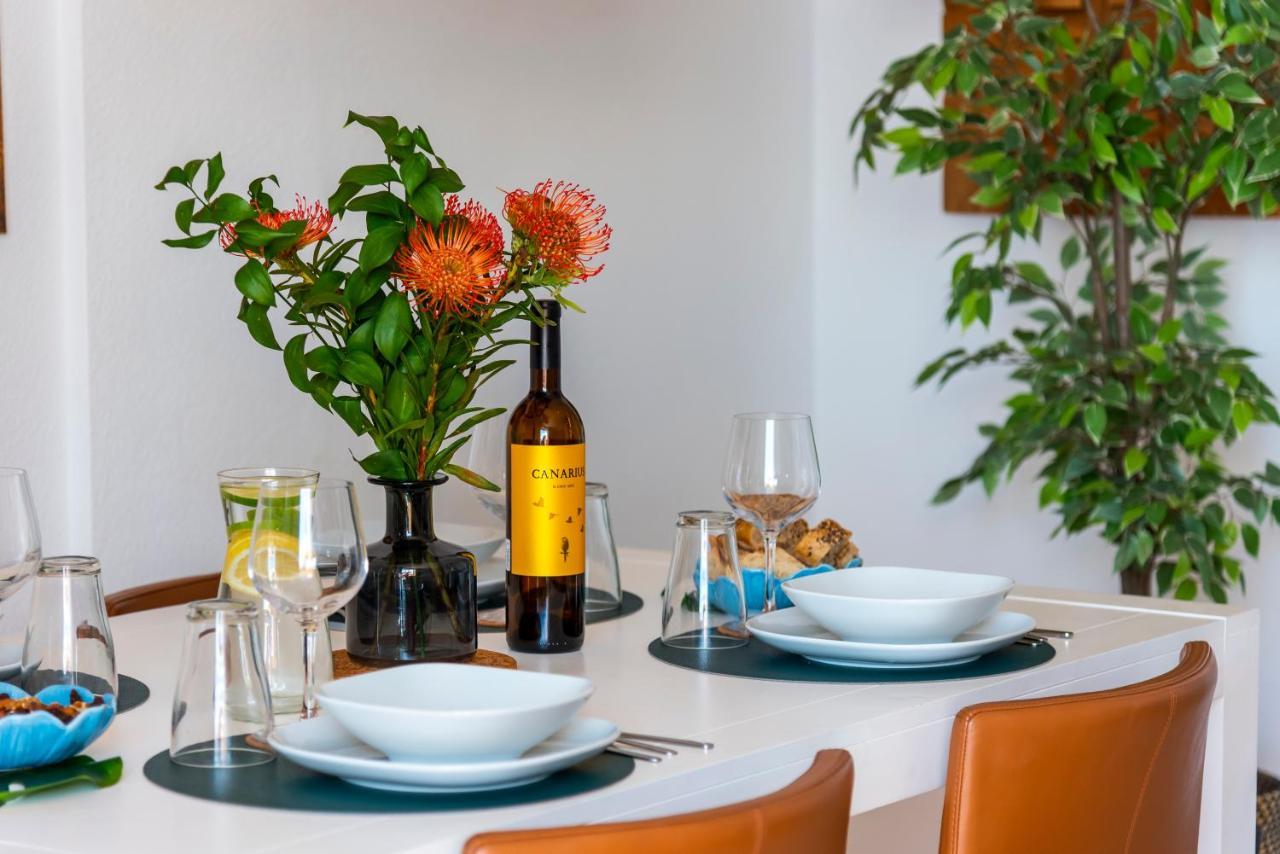 Apartment Beachfront Triplex With Swimming Pool & Parking Radazul