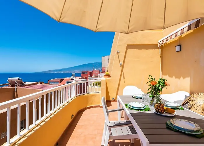 Beachfront Triplex With Swimming Pool & Parking