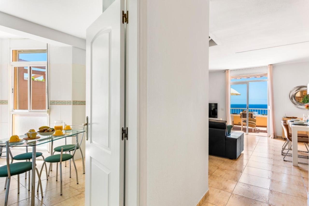 Apartamento Beachfront Triplex With Swimming Pool & Parking *
